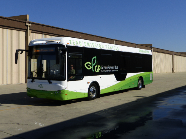 کالیفرنیا ده اتوبوس برقی دیگر به خدمت می گیرد